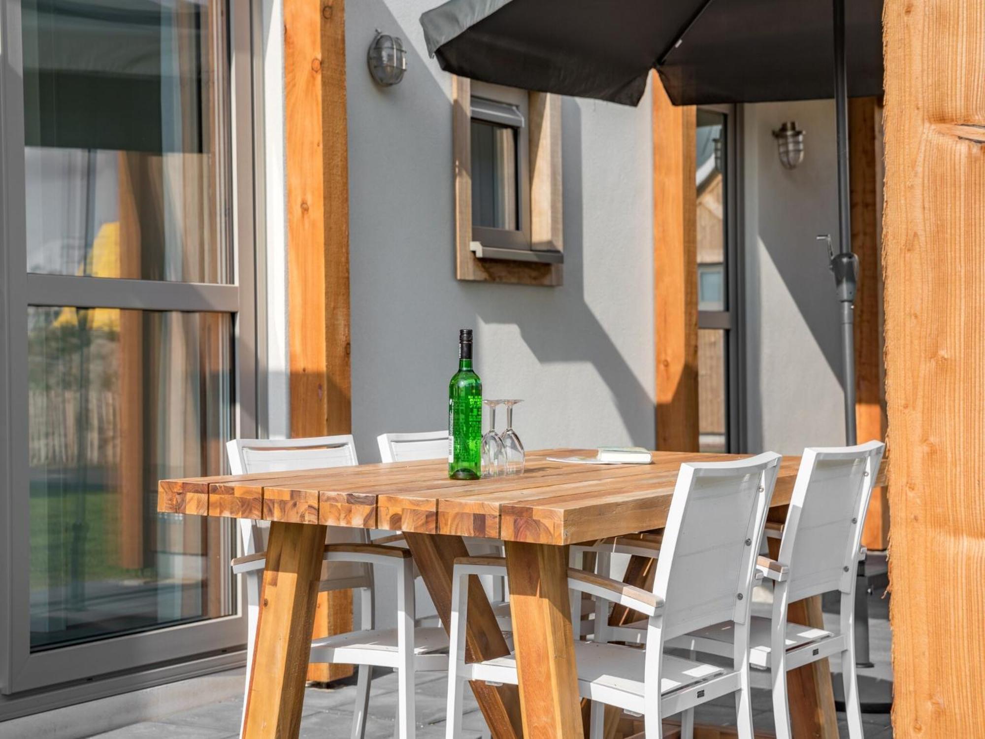 Vakantiehuis Modern With Dishwasher, Microwave, 500 M From The Sea Nieuwvliet